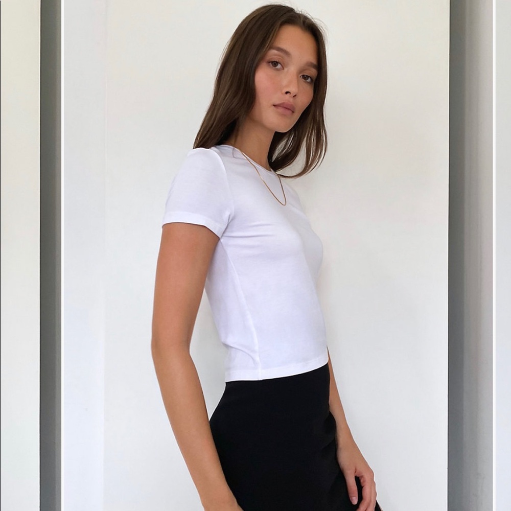 NWT Babaton/aritzia perfect white tee